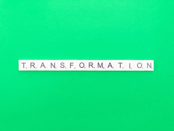 Les textiles et l'industrie de la mode : Innovation et transformations à travers le temps