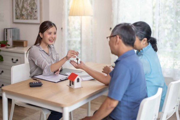 Comment fonctionne la remise en main propre sur Vinted ?